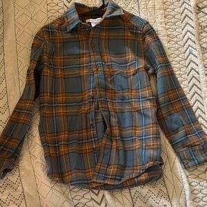 Tommy Bahama Boys Button down shirt | Size 7/8